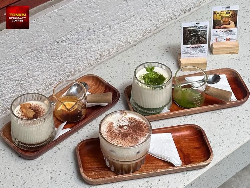 Kde se v centru Ho Či Minova Města nachází kavárna Tonkin Coffee?