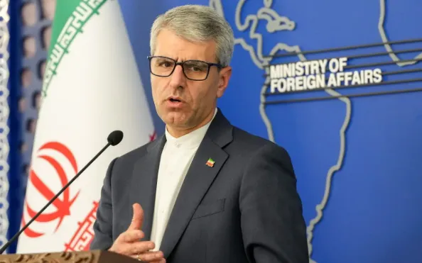 Người phát ngôn Bộ Ngoại giao Iran Esmaeil Baqaei (Ảnh: Islamic Republic of Iran - Ministry of Foreign Affairs)
