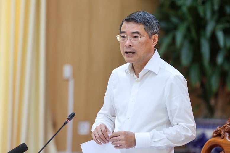 Le Premier ministre Lé Minh Hung conclut la réunion. Photo : Nhat Bac. Thủ tướng Chính phủ Lê Minh Hưng kết luận cuộc họp. Ảnh: Nhật Bắc.