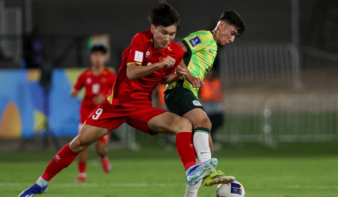 L'équipe vietnamienne des moins de 17 ans (en maillots rouges) acquerra une précieuse expérience lors de la Coupe du monde des moins de 17 ans de 2026. Photo : VFF. U17 Việt Nam(áo đỏ) sẽ có nhiều trải nghiệm quý ở U17 World Cup 2026. Ảnh: VFF.