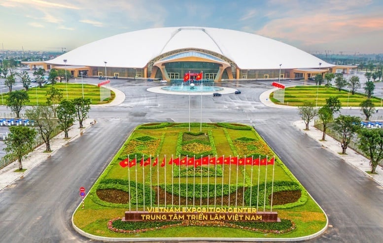 国立展覧館。写真:国立展覧館。 Trung tâm Triển lãm Quốc gia. Ảnh: TTTL.