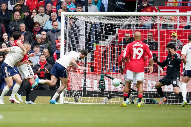 Bruno Fernandes franchit une étape historique alors que MU remporte un match palpitant à Old Trafford - Photo 2. Bruno Fernandes chạm cột mốc lịch sử, MU thắng nghẹt thở tại Old Trafford- Ảnh 2.