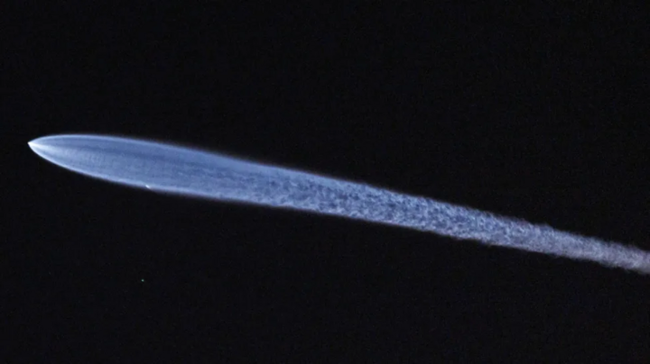 スペースX社のロケットの破片が、マッハ7の速度で月面に衝突しよう