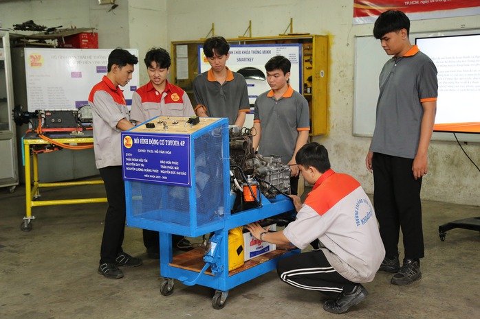 Học cao đẳng: chọn nhanh, đi xa - Ảnh 2.