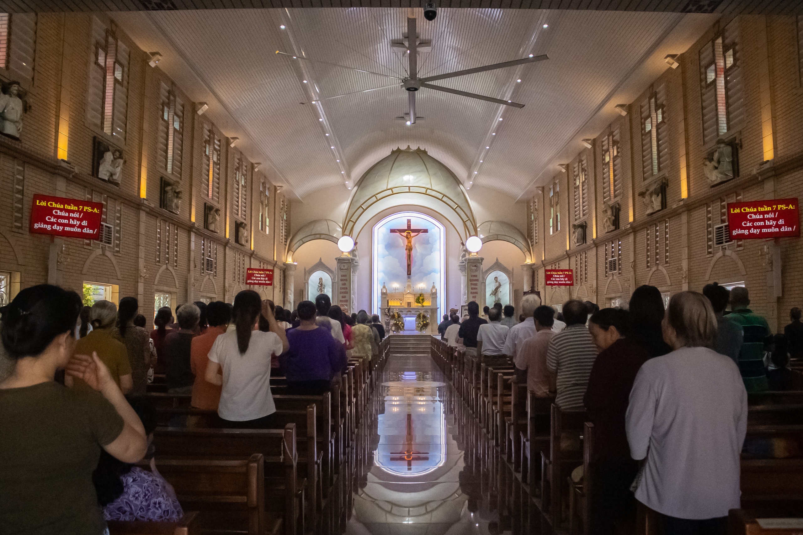 Jalan unik di Kota Ho Chi Minh memiliki sebanyak 6 gereja - Foto 11.