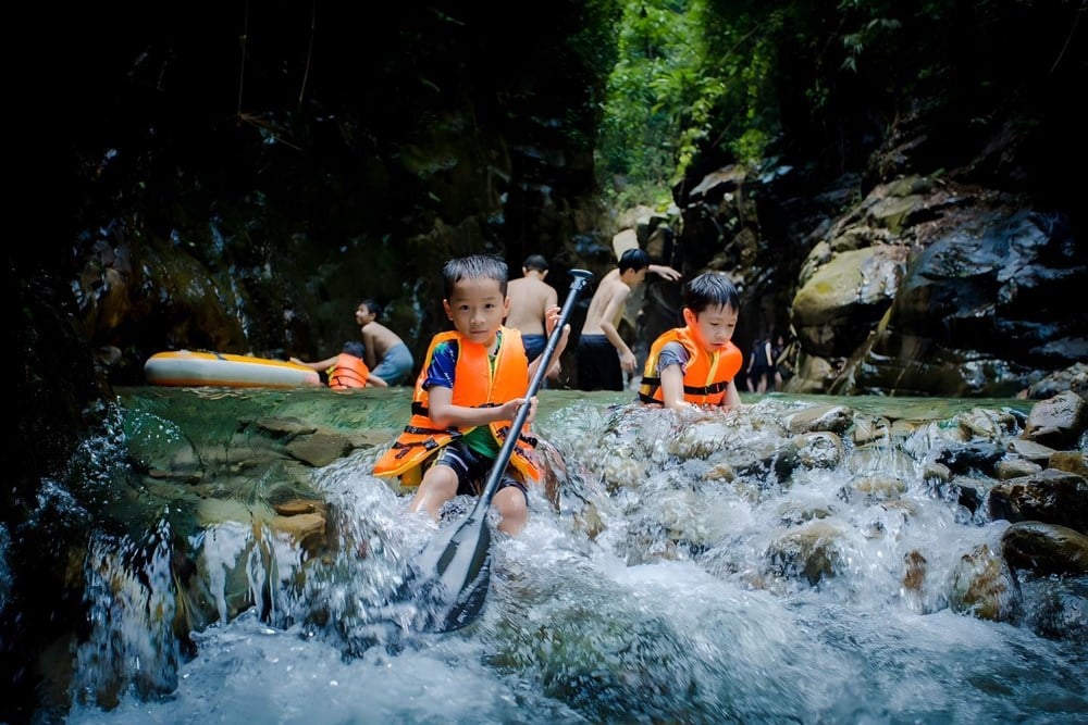 La Bang se probouzí se zelenou turistikou na úpatí Tam Dao - foto 3