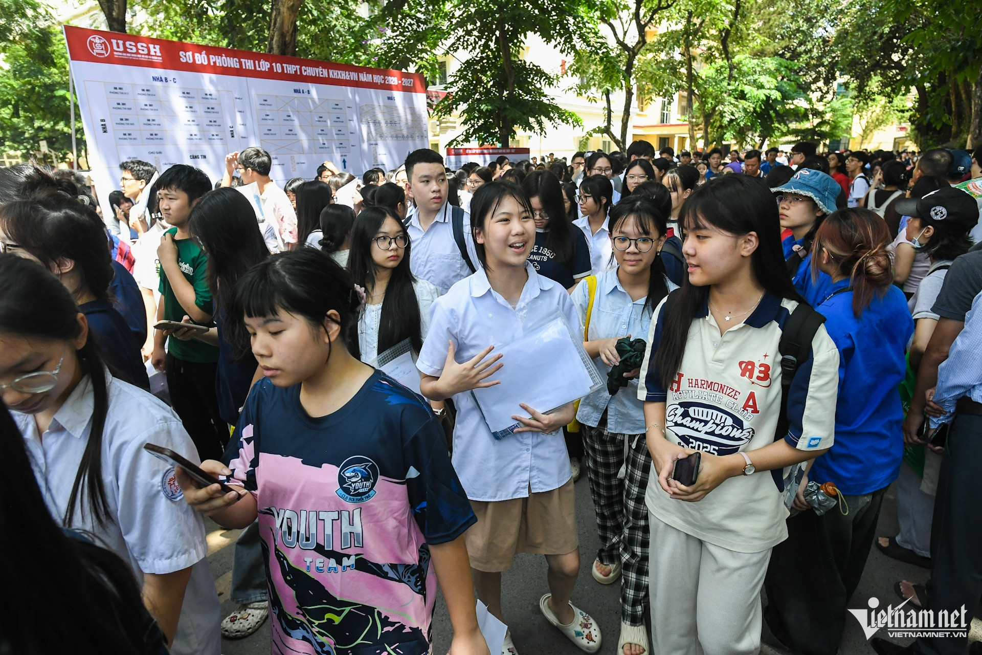 W-thi chuyen   thi vao 10 (30).JPG.jpg