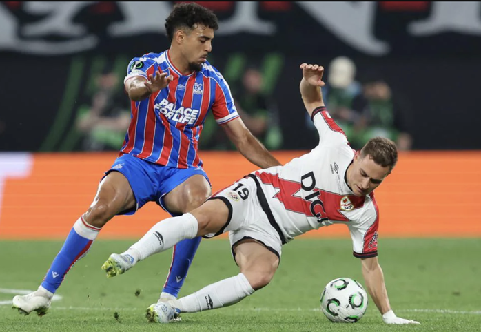 Crystal Palace lần đầu lên đỉnh châu Âu - Ảnh 1.