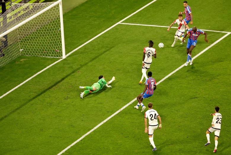Crystal Palace lần đầu vô địch Conference League- Ảnh 2.