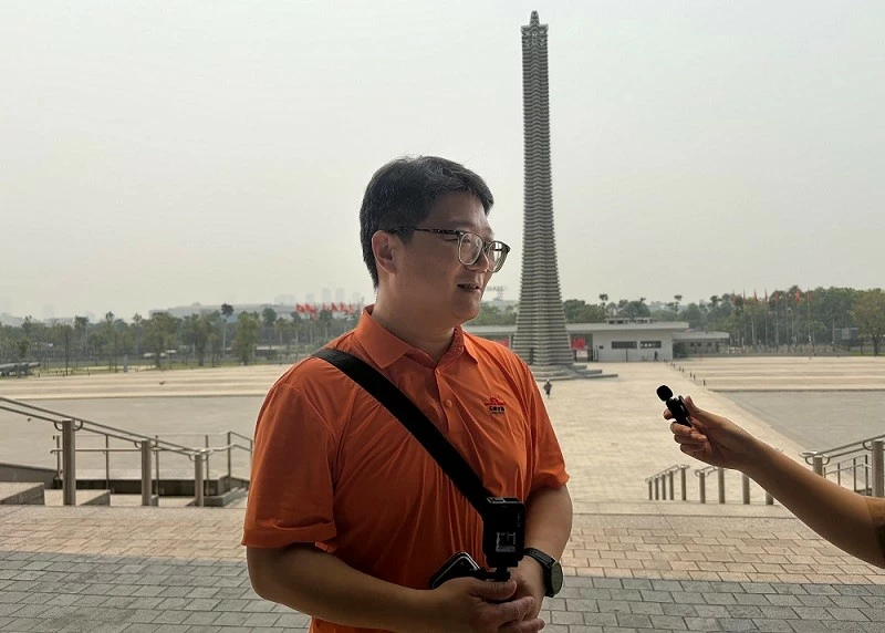 13.23. Hanoj láká turisty svou bohatou historií. Sức hút từ chiều sâu lịch sử