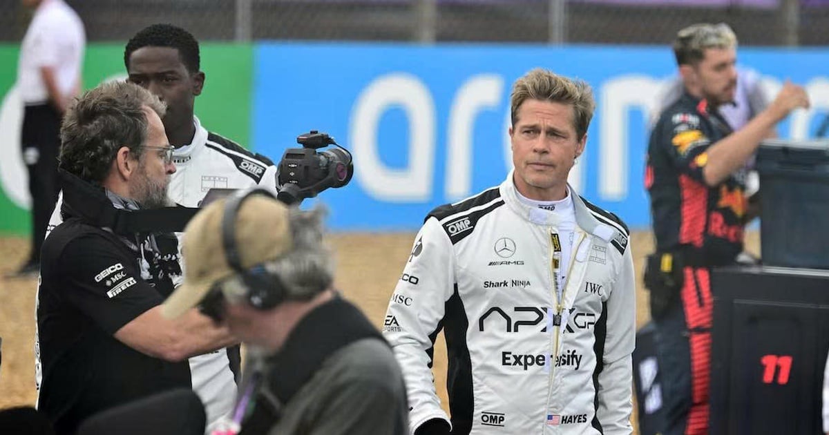 Kecelakaan serius memaksa syuting proyek film baru Brad Pitt dihentikan.