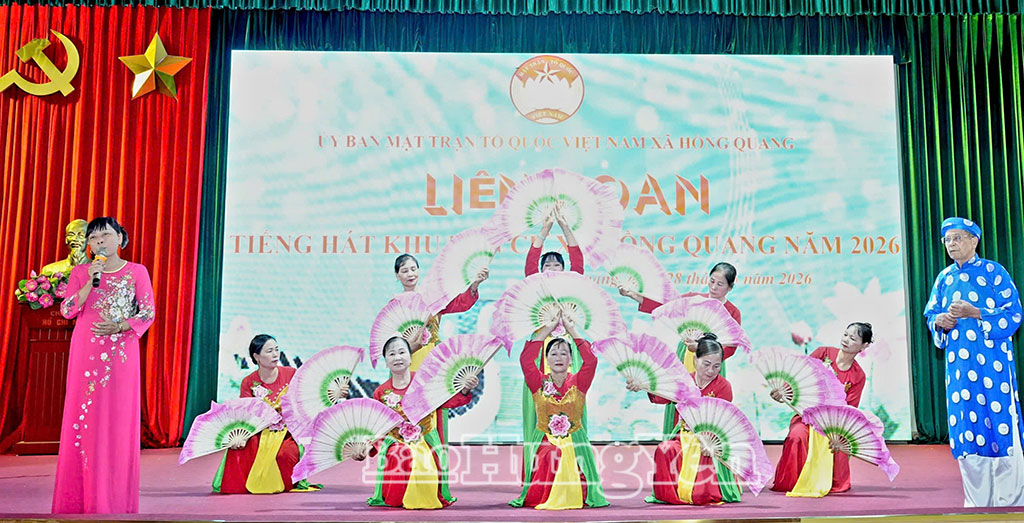 Tiết mục biểu diễn tại liên hoan.