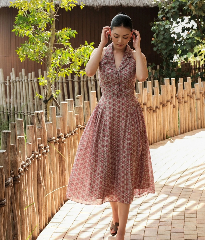 Kiểu váy họa tiết ấn tượng nhất mùa  - Ảnh 6.
