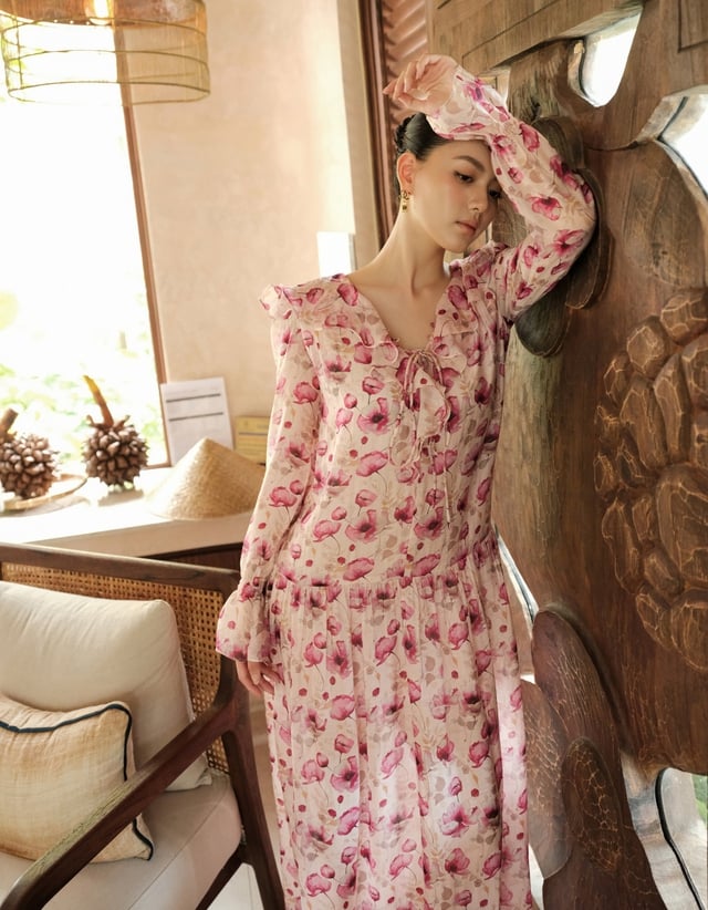 Kiểu váy họa tiết ấn tượng nhất mùa  - Ảnh 8.