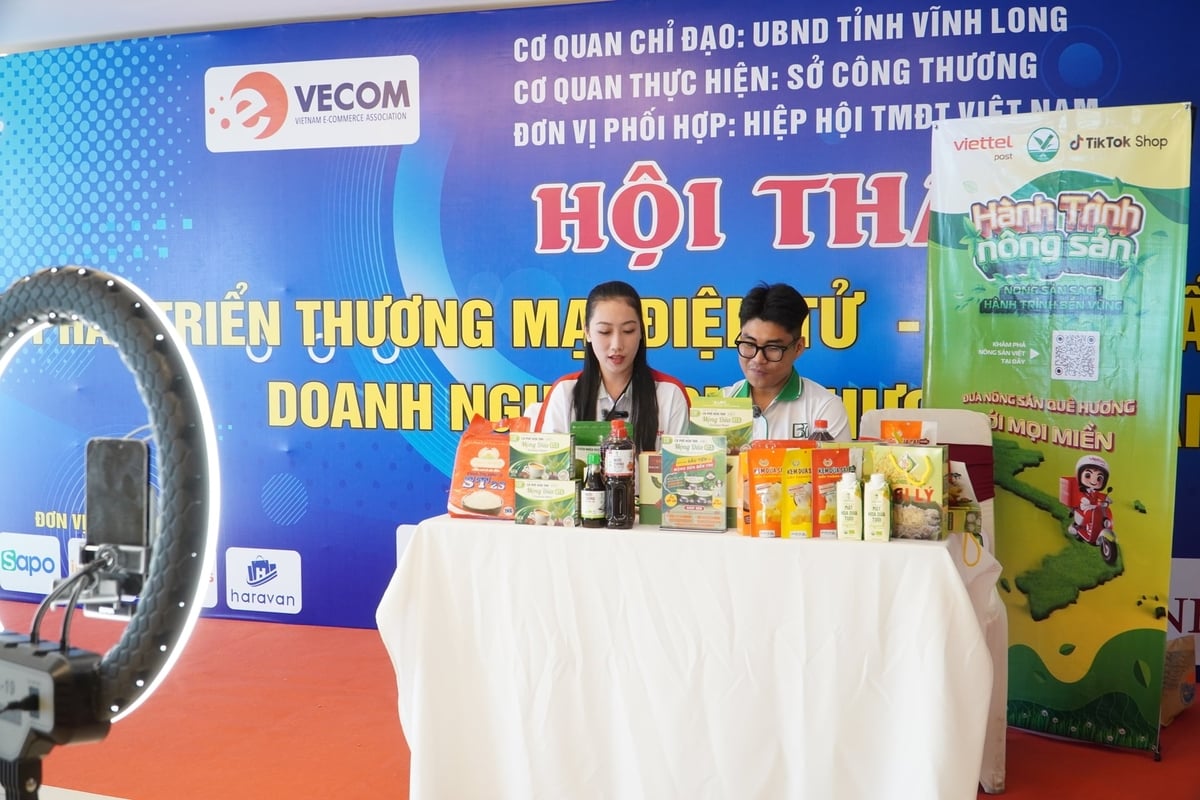 Công nghệ số trở thành công cụ hiệu quả giúp các địa phương vùng ĐBSCL giới thiệu, quảng bá sản phẩm. Ảnh: Kim Anh.