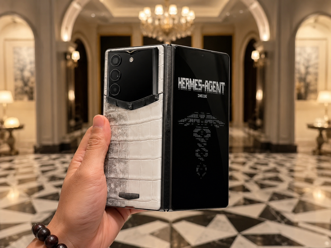 Vertu Alphafold: Điện thoại gập A.I. với Hermes Agent và thiết kế xa xỉ - Ảnh 4.