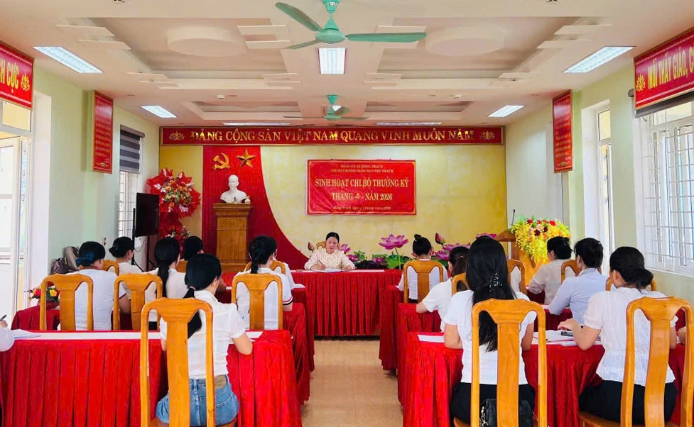 การประชุมประจำสาขาพรรคได้รับการปฏิบัติอย่างจริงจังจากสาขาพรรคเสมอ - ภาพ: D.H