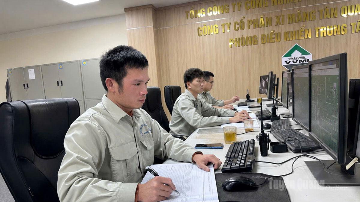 חברת Tan Quang Cement Joint Stock Company משקיעה בטכנולוגיה כדי לקדם טרנספורמציה דיגיטלית בפעילותה העסקית.