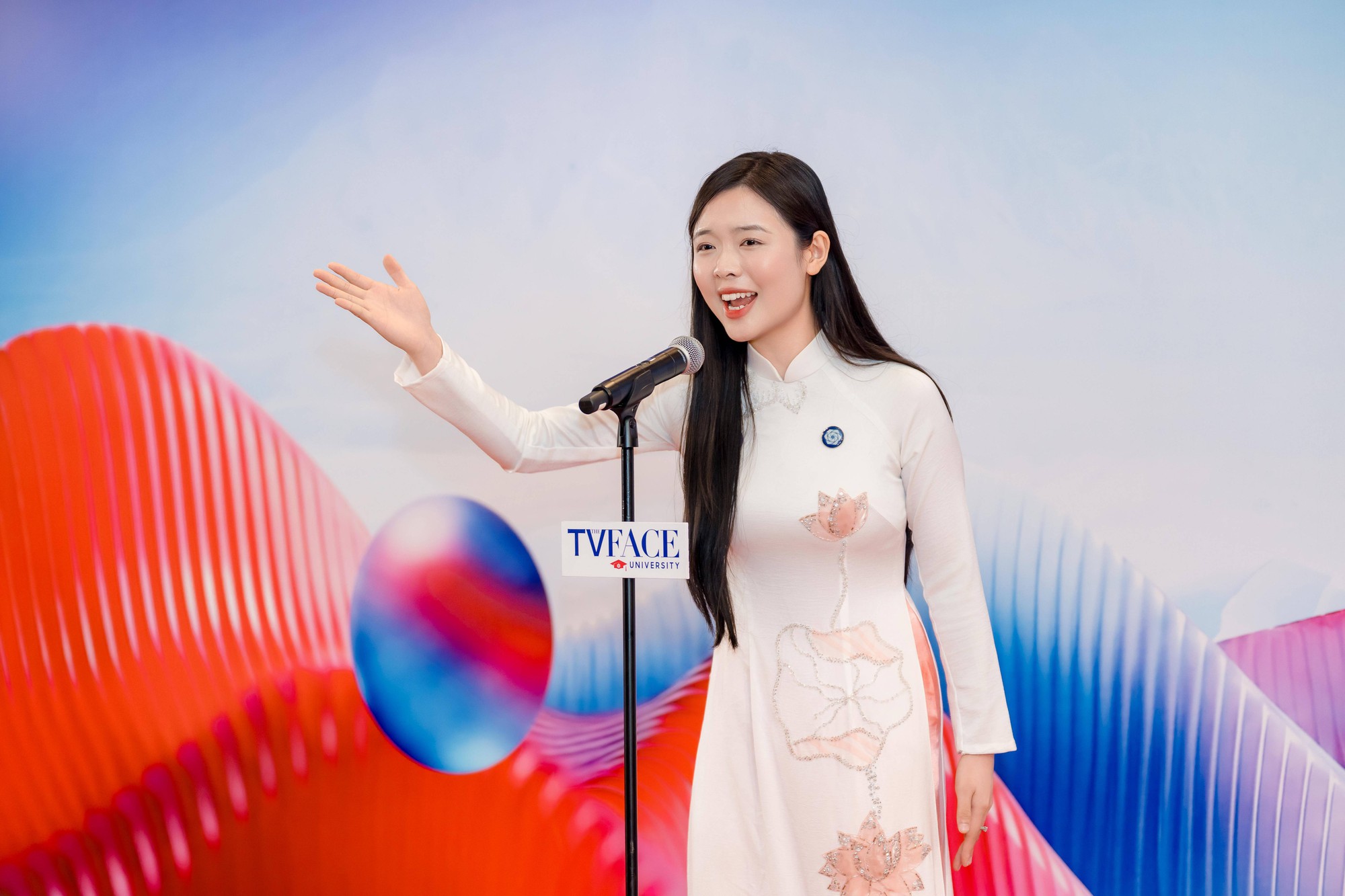 Gương mặt truyền hình - The TVFACE trở lại - Ảnh 1.