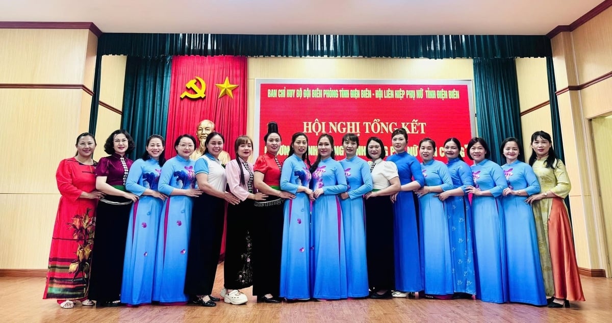 Đại biểu phụ nữ tỉnh Điện Biên tham dự Hội nghị tổng kết Chương trình 'Đồng hành cùng phụ nữ biên cương' giai đoạn 2021-2025. Ảnh: Hoàng Châu. 