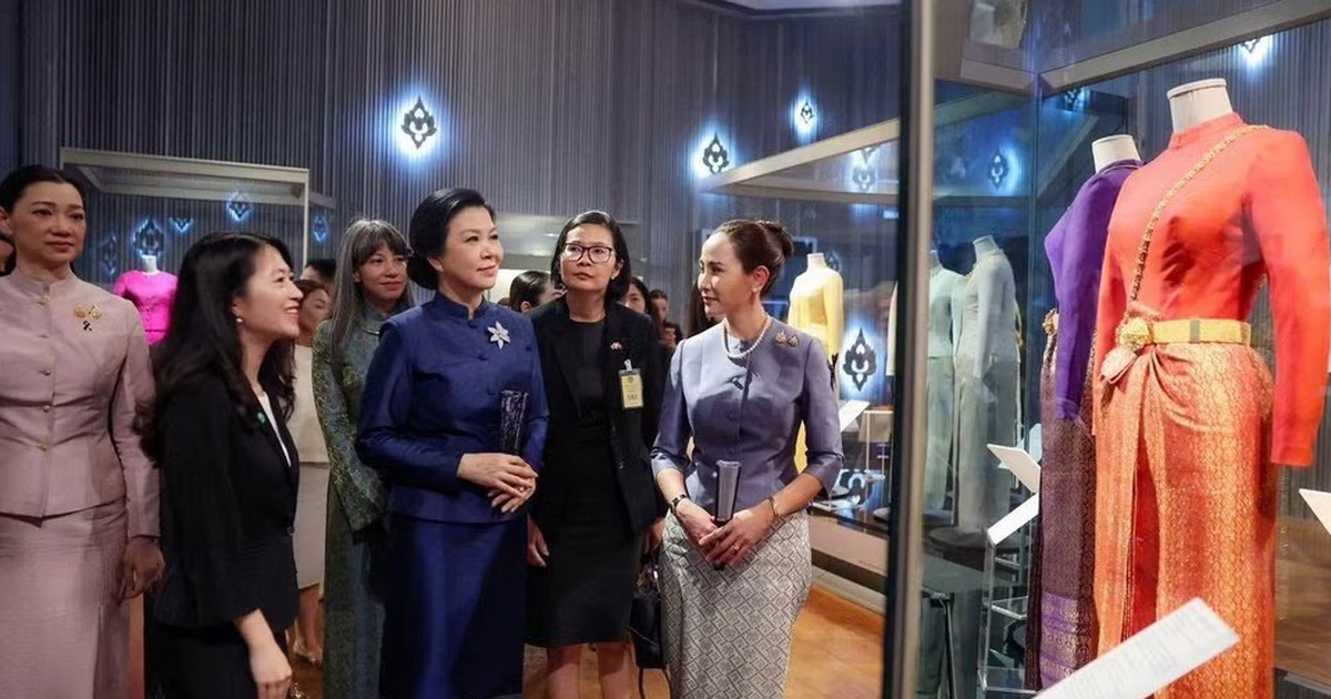 Госпожа Нго Фуонг Ли посещает музей в Бангкоке. - Vietnam.vn