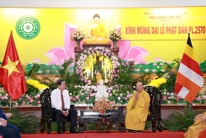 Phật giáo Việt Nam luôn đồng hành với dân tộc - Ảnh 3.