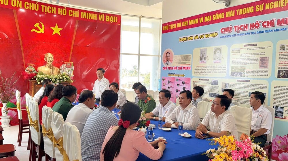 An Giang'daki eşsiz Ho Chi Minh kültür alanı - fotoğraf 1