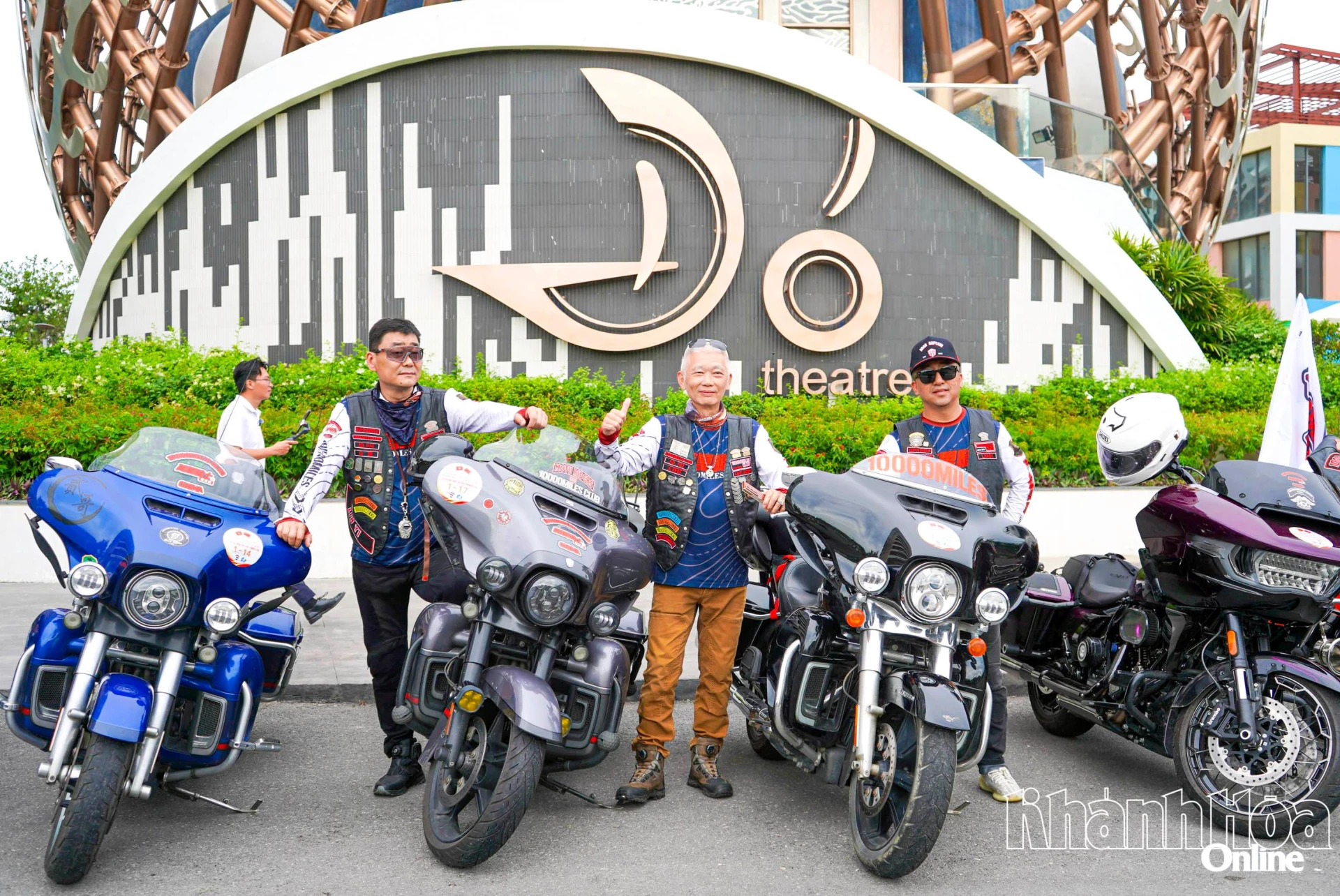 Biker đến từ Trung Quốc sẵn sàng tham gia lễ hội.