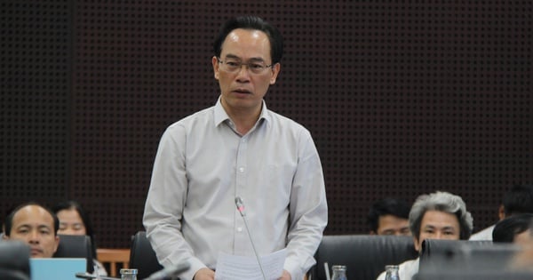 황민선 교육부 장관은 고등학교 졸업 시험에서 인공지능(AI)을 이용한 부정행위의 위험성을 경고했다.