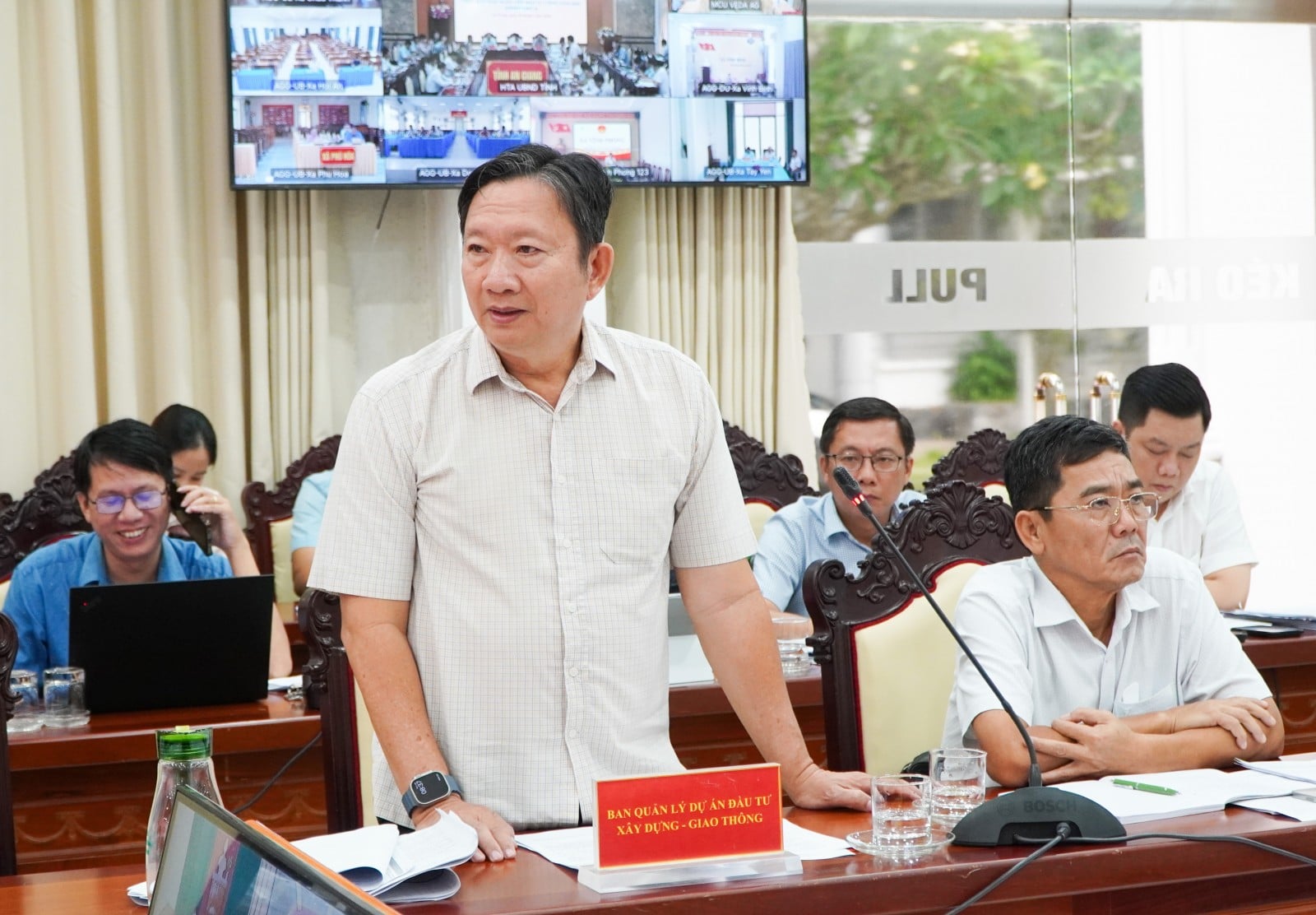 An Giang è determinato ad agire contro gli appaltatori che non rispettano le scadenze.