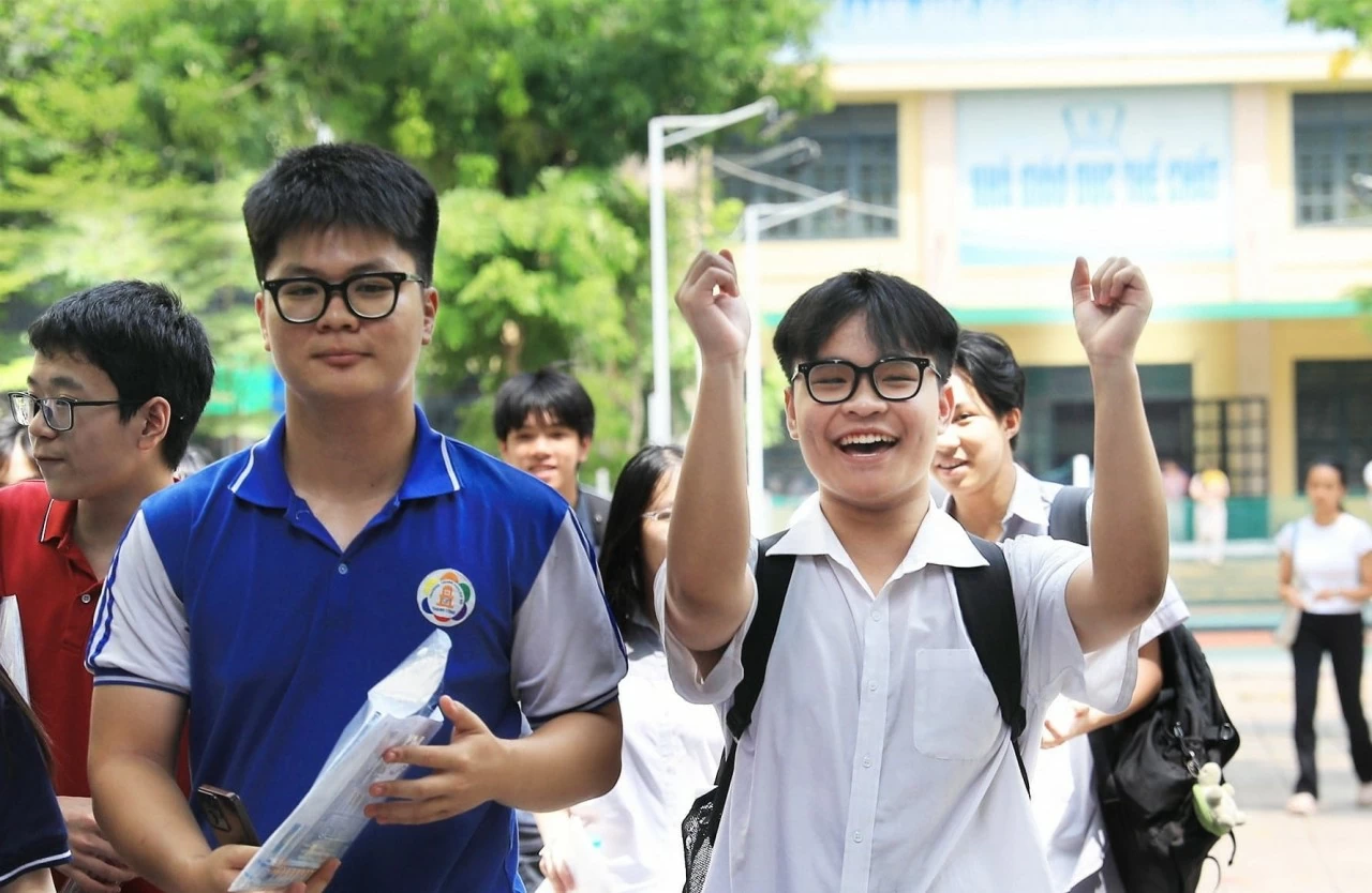 Hướng dẫn giải đề môn Ngữ văn thi lớp 10 tại Hà Nội