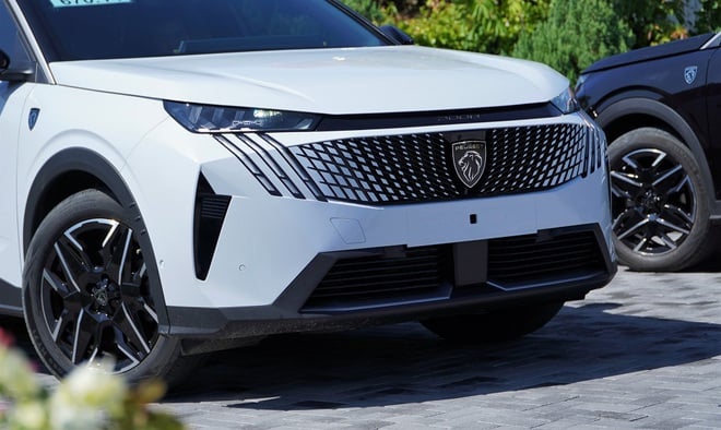 SUV châu Âu Peugeot 3008 mới tại Việt Nam có 2 phiên bản, giá từ 1,279 tỉ- Ảnh 7.