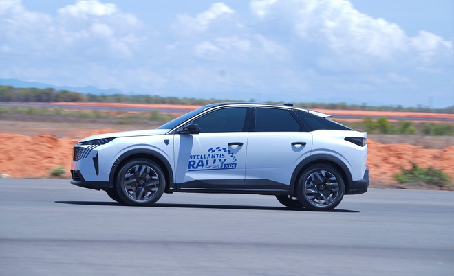SUV châu Âu Peugeot 3008 mới tại Việt Nam có 2 phiên bản, giá từ 1,279 tỉ- Ảnh 17.