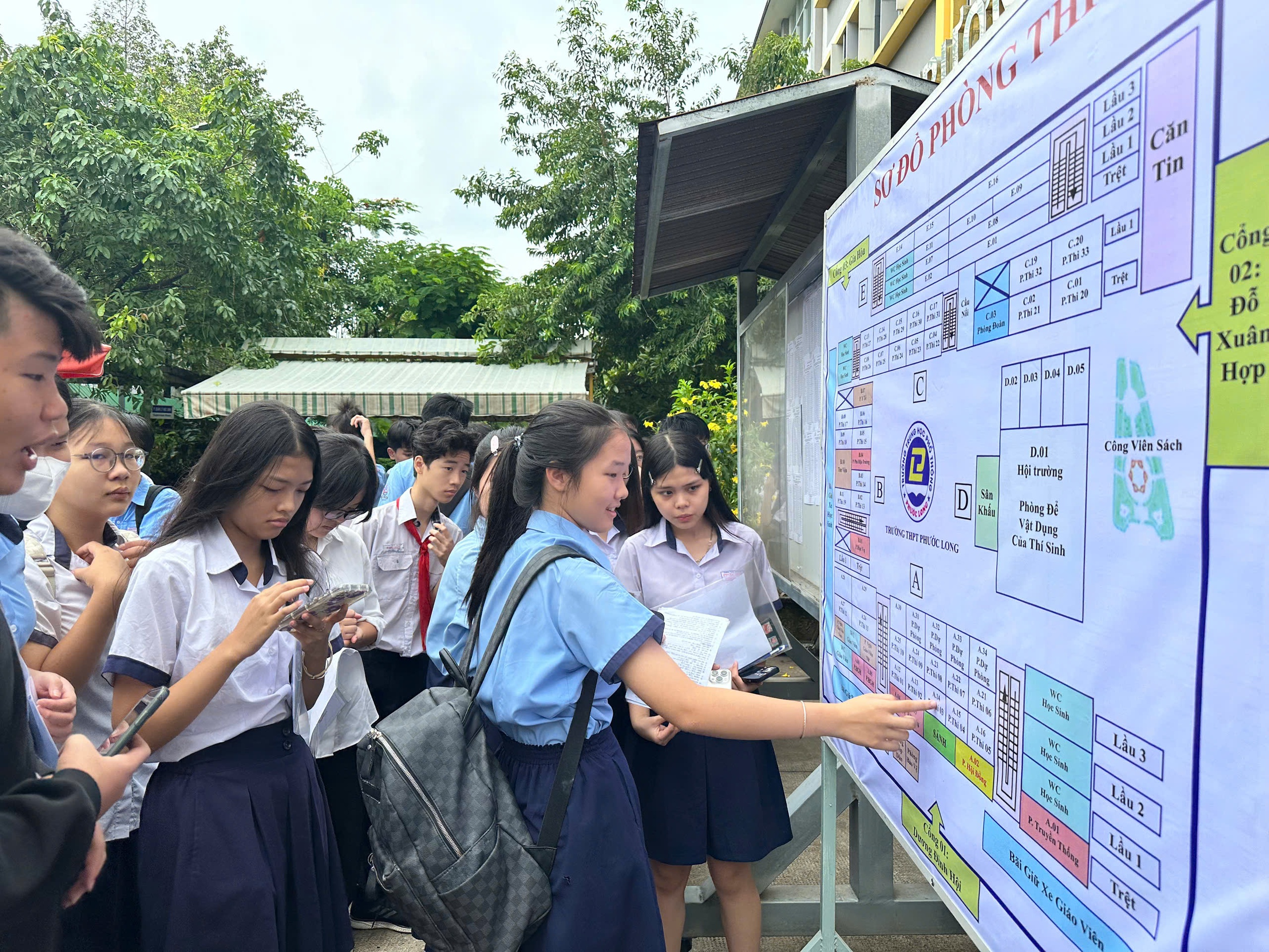 Giữ tinh thần lạc quan, sĩ tử sẵn sàng vượt vũ môn - Ảnh 8.