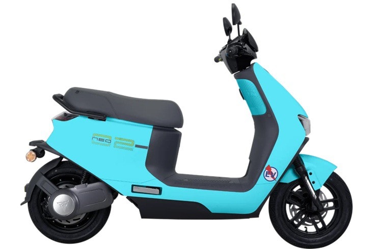 電動バイクの価格は2780万ベトナムドンで、モダンなデザイン、1回の