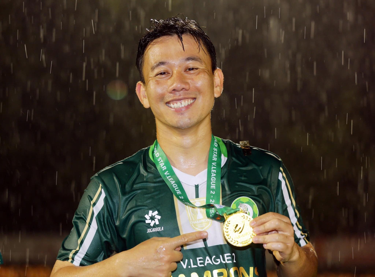 bầu đức - Ảnh 2.