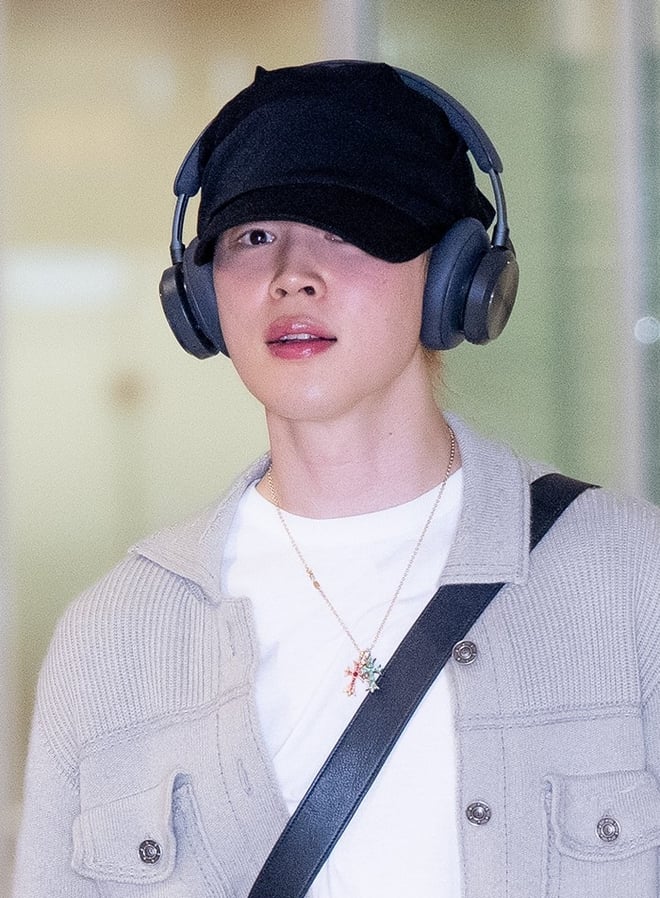 BTS trở về Hàn Quốc sau chuyến lưu diễn Bắc Mỹ - Ảnh 8.