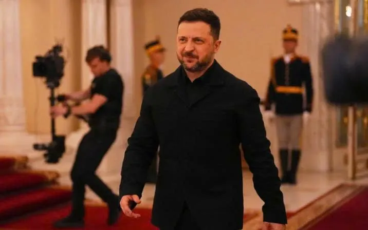 ウクライナのヴォロディミル・ゼレンスキー大統領(写真:AP) Tổng thống Ukraine Volodymyr Zelensky (Ảnh: AP)