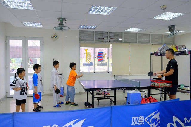 Hè này cho con học gì?: Những địa điểm học bóng bàn - Ảnh 1.