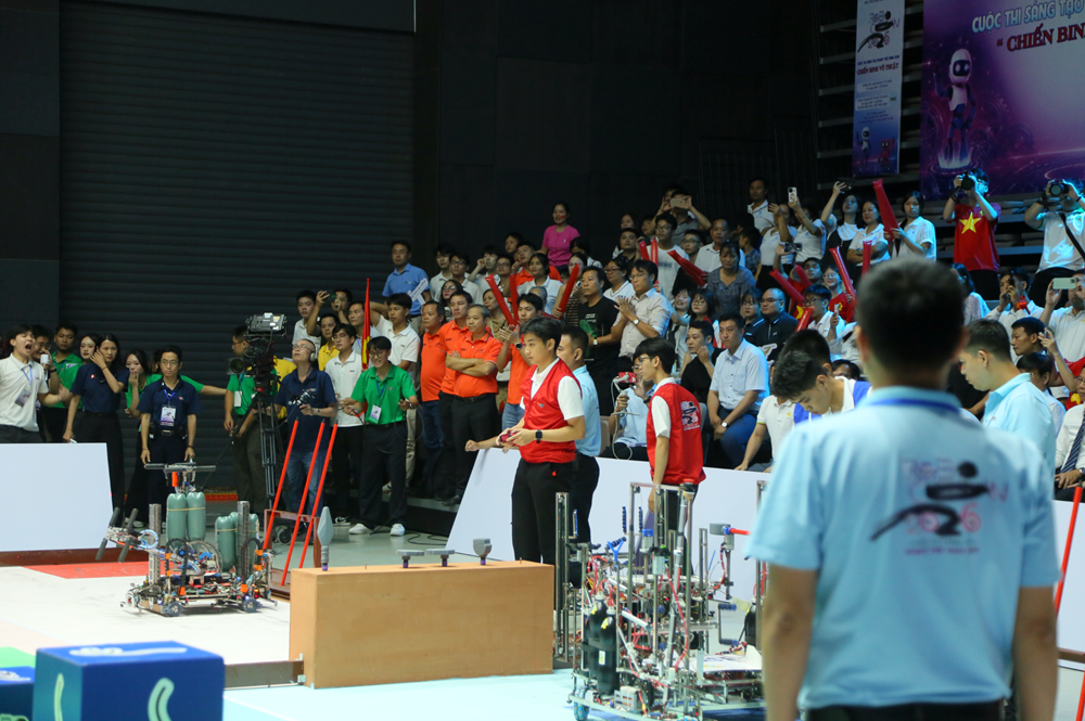Đại học Lạc Hồng vô địch Robocon Việt Nam 2026 - ảnh 1