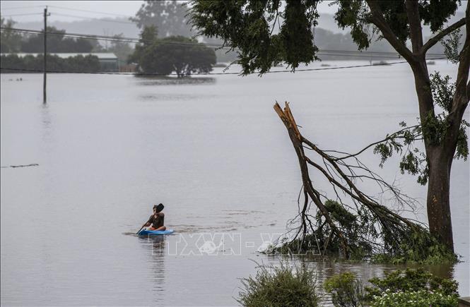 Bão lớn tàn phá Tây Australia, gần 70.000 hộ dân mất điện Chú thích ảnh