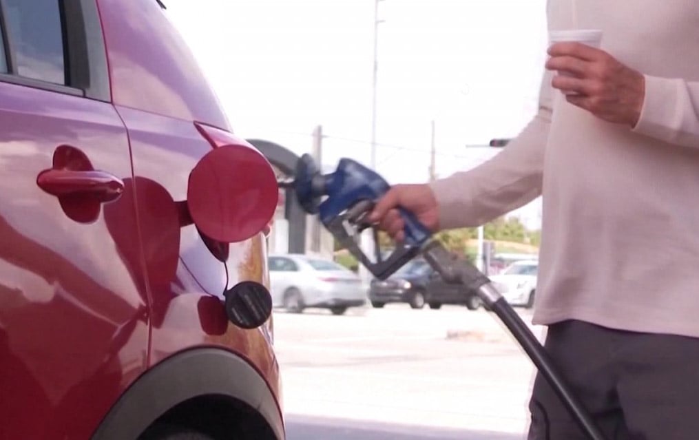 Oil prices rose more than 2% due to tensions in the Middle East.