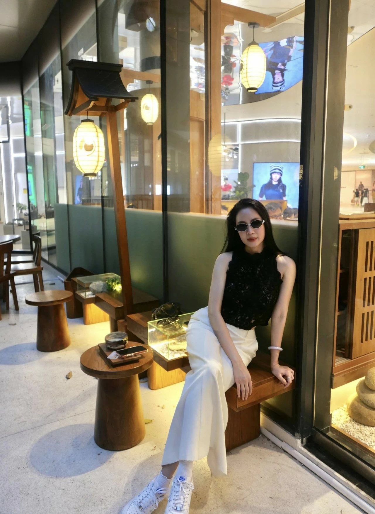 Oyuncu Hong Diem'in güzelliği Nhan sắc diễn viên Hồng Diễm