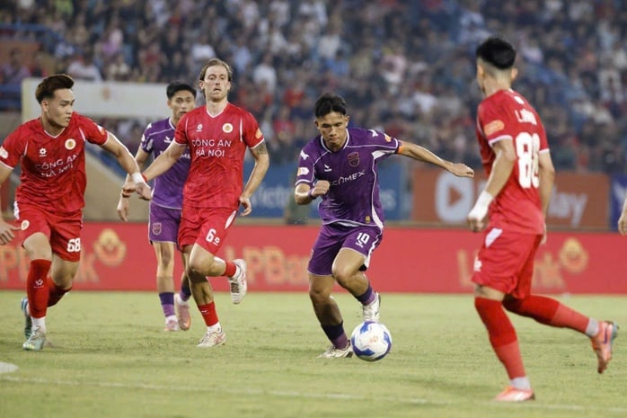V-League nghẹt thở với những cuộc đua kịch tính - Ảnh 1.