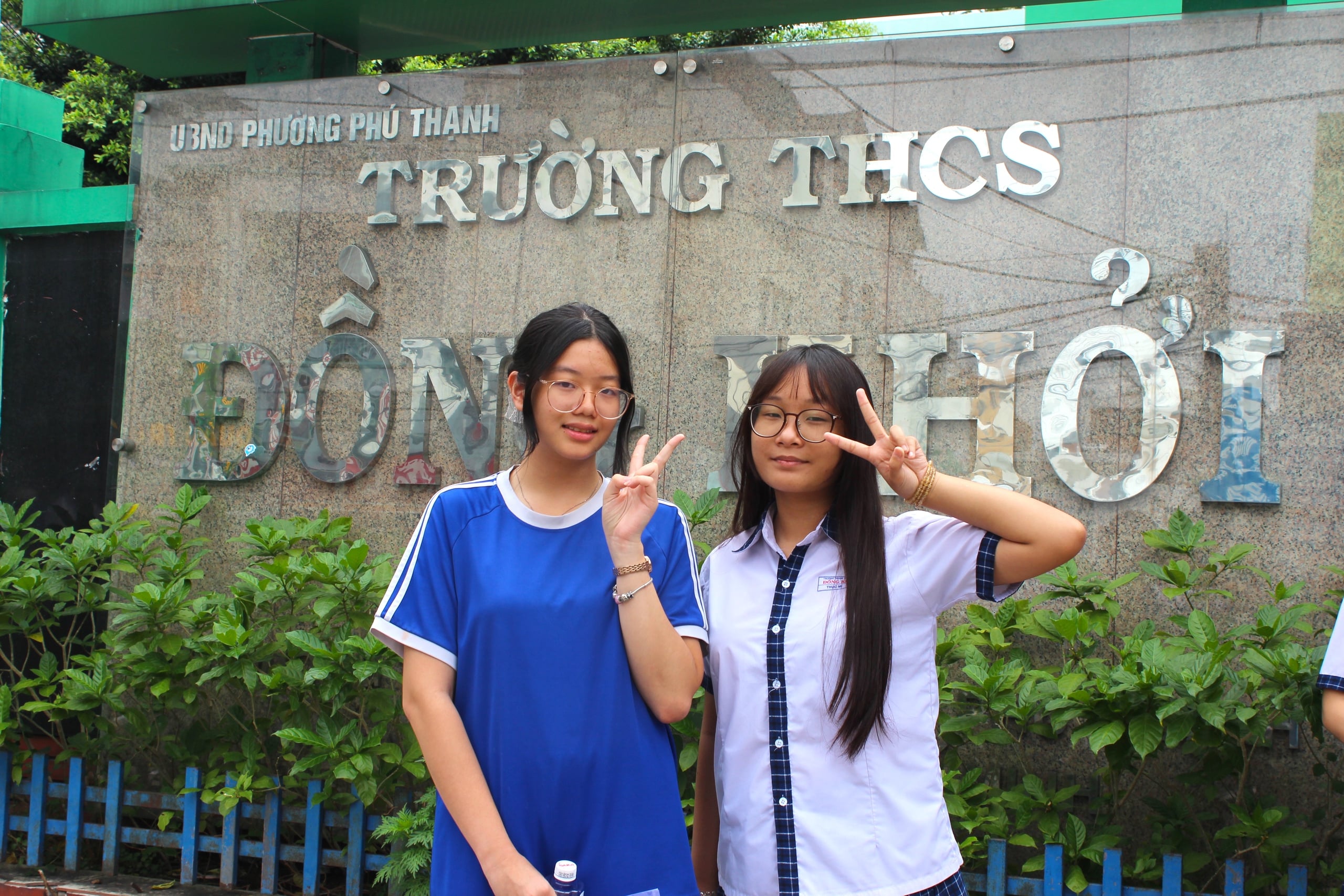 Đề toán thi lớp 10 TP.HCM 'rất dễ', 'dễ một cách ngạc nhiên'! - Ảnh 3.