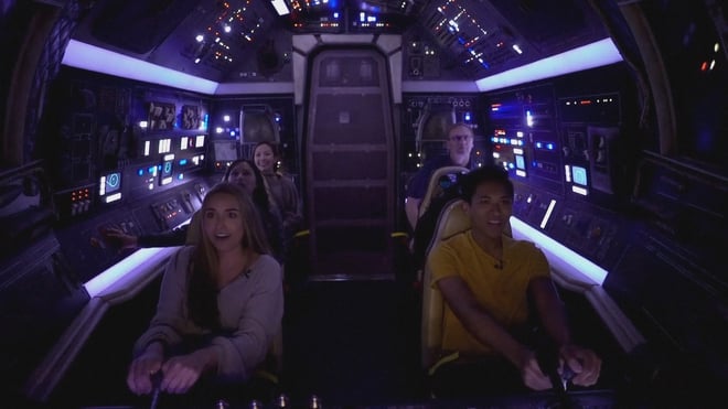 Disneyland ra mắt trò chơi theo chủ đề Star Wars - Ảnh 3.