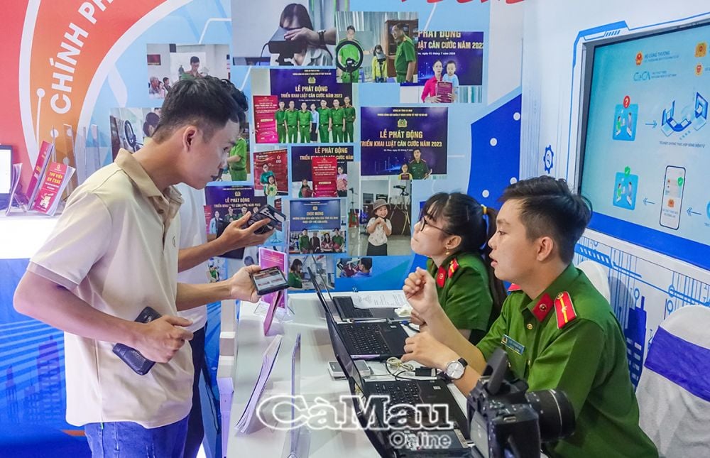 In the coming period, the Provincial Police will continue to strengthen the activation of level 2 electronic identity verification accounts for eligible citizens in the province, and guide citizens in installing and using the VNeID application.