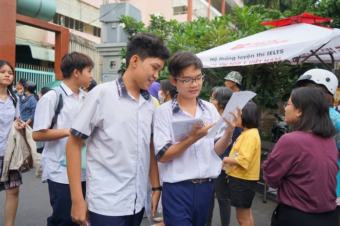 Trường Phổ Thông Năng Khiếu công bố tỷ lệ dự thi lớp 10 - Ảnh 1.