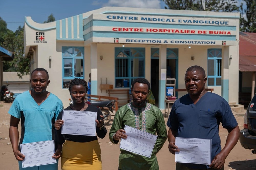 Bilangan kes Ebola di Republik Demokratik Congo telah meningkat kepada lebih 300 - imej 1