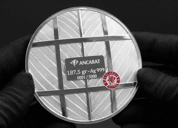 Giá vàng hôm nay 2 - 6 tăng mạnh bất ngờ trên thị trường quốc tế - Ảnh 3.